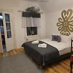 Apartament Konradówka - Dębowy, Klonowy, Kosówka, Limba, Brzozowy I Jemioła Zakopane