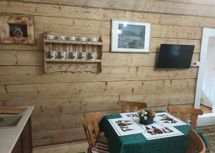 Konradówka - Dębowy, Klonowy, Kosówka, Limba, Brzozowy I Jemioła *