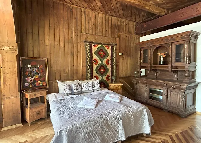 Konradówka - Dębowy, Klonowy, Kosówka, Limba, Brzozowy I Jemioła *